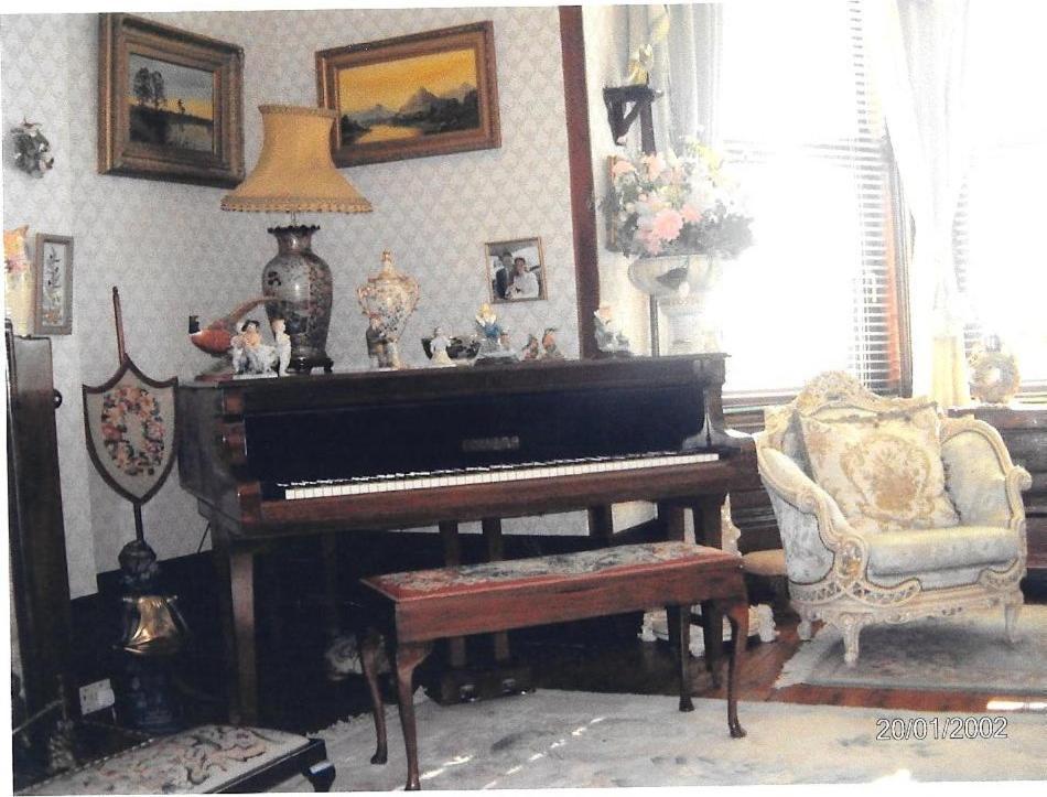 Manor House B And B Larne Extérieur photo