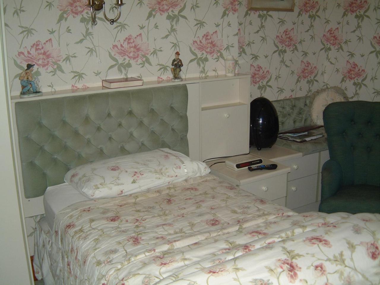 Manor House B And B Larne Extérieur photo