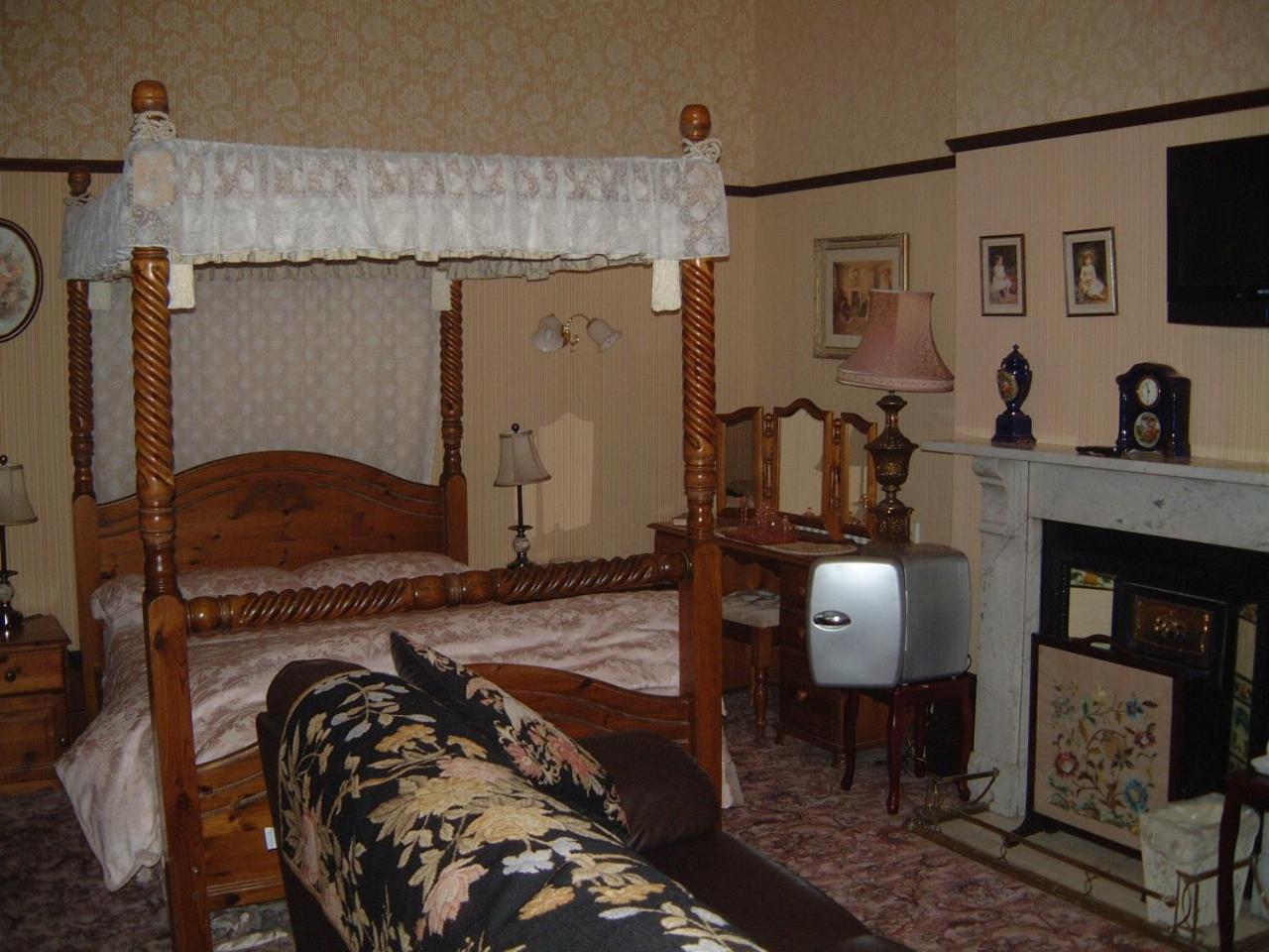 Manor House B And B Larne Extérieur photo