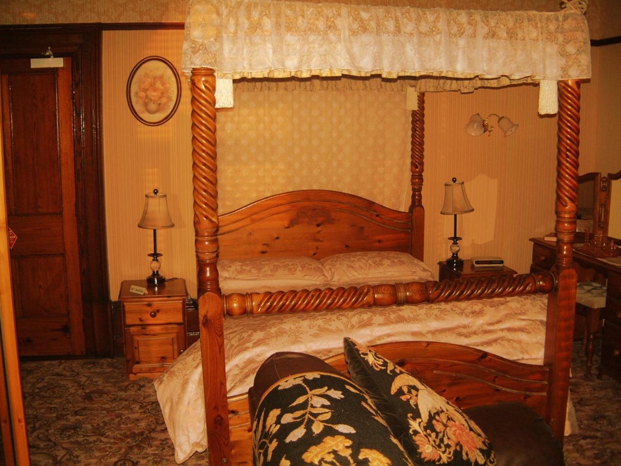 Manor House B And B Larne Extérieur photo
